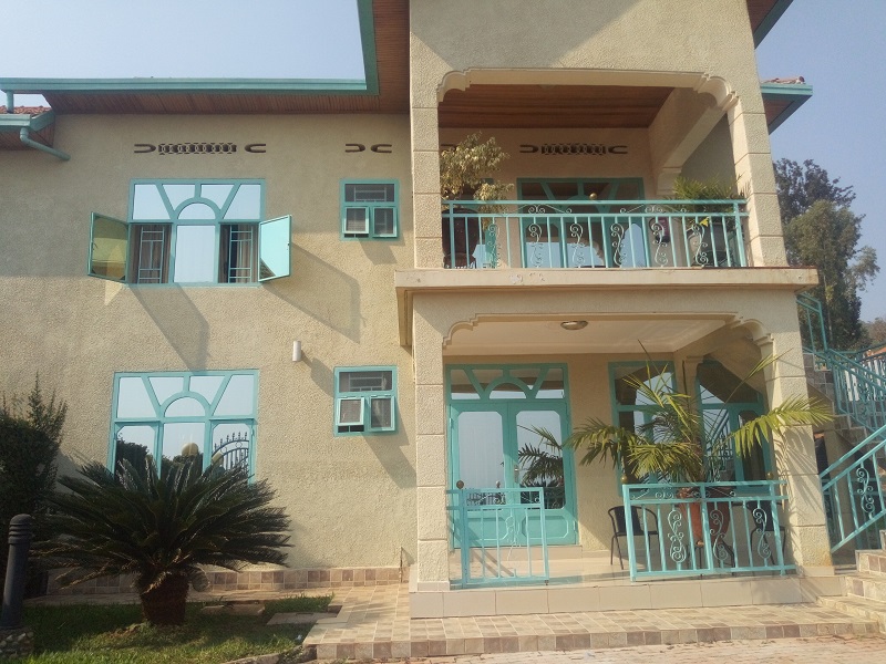 A FURNISHED 3 BEDROOM APARTMENT FOR RENT AT GIKONDO